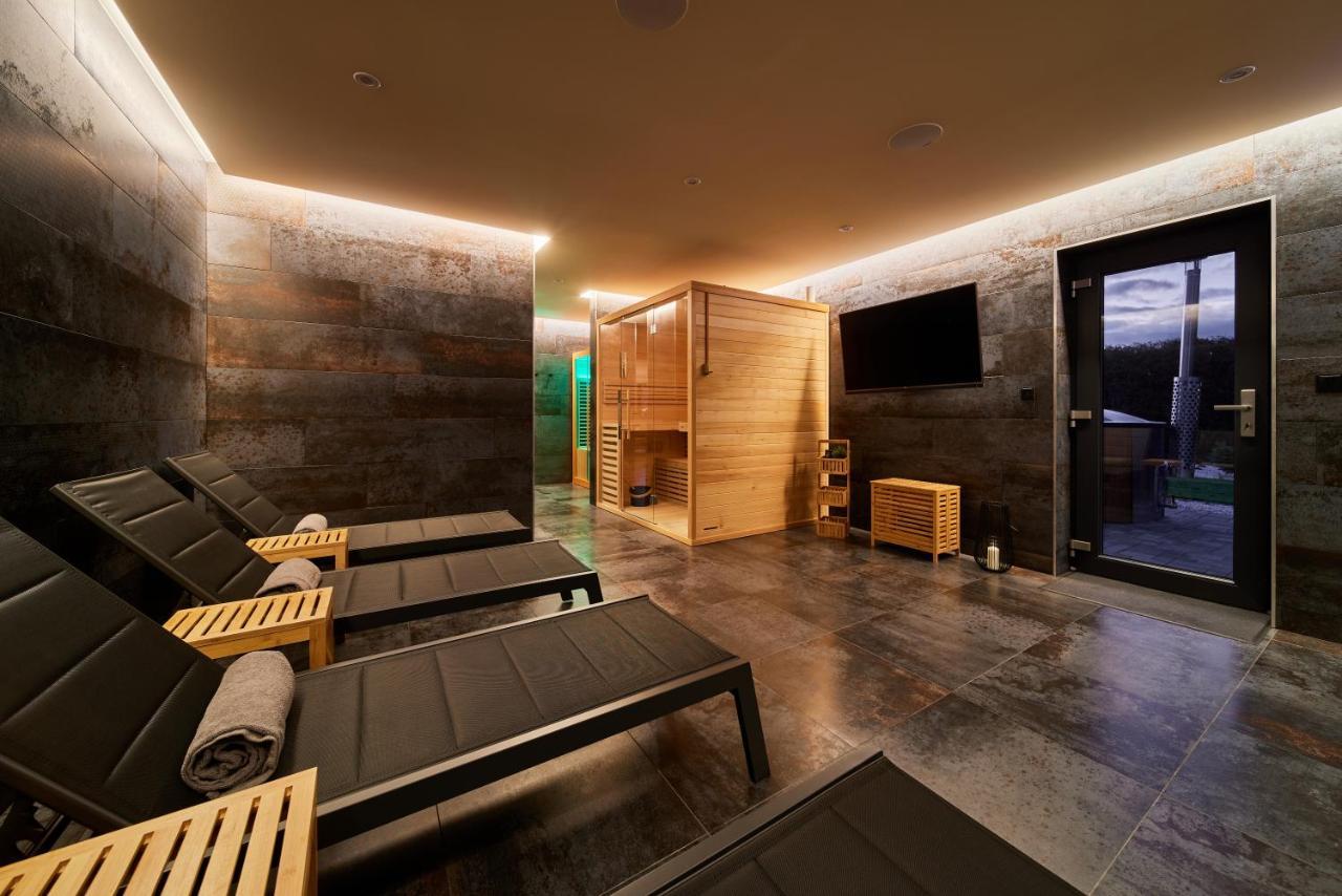 B-Arak Wellness Domek Pod Horama Mladé Buky エクステリア 写真